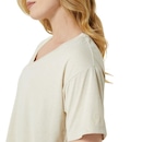 Camiseta Asics Nagino - Feminina - Foto 4