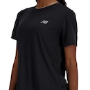 Camiseta New Balance Athletics Run - Feminina - Foto 4