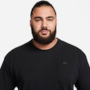 Camiseta Nike Sportswear Essential - Masculina - Foto 9