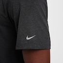 Camiseta Nike Dri-Fit Rise365 - Masculina - Foto 5