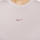 Camiseta Nike Sportswear Cropped Slim - Feminina - Foto 3