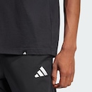 Camiseta adidas Estampada Bolso Lounge Slides - Masculina - Foto 5