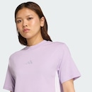 Camiseta adidas Essentials Três Listras - Feminina - Foto 6