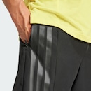Shorts adidas Designed-For-Training Três Listras - Masculina - Foto 5