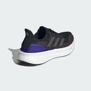 Tênis adidas Ultraboost 5 - Feminino - Foto 8