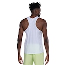 Camiseta Regata adidas Own The Run Básica - Masculina - Foto 2