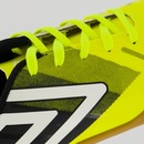 Chuteira Futsal Umbro Action - Infantil - Foto 7