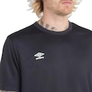 Camiseta Umbro Legacy - Masculina - Foto 3