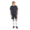 Camiseta Umbro Legacy - Masculina - Foto 6