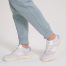 Calça New Balance Essentials Feminina - Foto 6