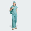 Camiseta adidas Essentials Linear - Feminina - Foto 6