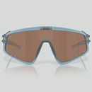 Óculos de Sol Unissex Oakley Latch Panel Trans Stonewash Prizm Tungsten - Foto 3