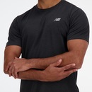 Camiseta New Balance Atlhetics Run - Masculina - Foto 4