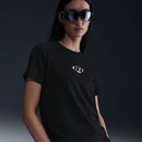 Camiseta Nike Sportswear Club - Feminina - Foto 1