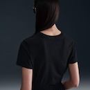 Camiseta Nike Sportswear Club - Feminina - Foto 3