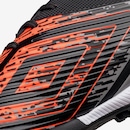 Chuteira Society Umbro Gravity - Adulto - Foto 8