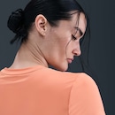 Camiseta Nike One Classic Cropped - Feminina - Foto 2