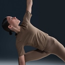 Camiseta Nike Dri-FIT One Cropped - Feminina - Foto 2