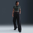 Camiseta Nike Sportswear Chill Knit Cropped - Feminina - Foto 4