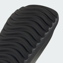 Chinelo adidas Adilette Lumia - Unissex - Foto 10