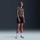 Camiseta Nike Sportswear Chill Knit - Feminina - Foto 4