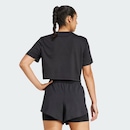 Camiseta adidas Treino Boxy Essentials - Feminina - Foto 3