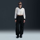 Camiseta Nike Sportswear Cropped Street - Feminina - Foto 4