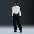 Camiseta Nike Sportswear Cropped Street - Feminina - Foto 5