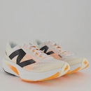 Tênis New Balance Fuelcell Rebel V4 - Feminino - Foto 4