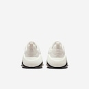 Tênis Nike Air Zoom Bella 7 - Feminino - Foto 3