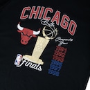 Camiseta New Era Regular NBA Chicago Bulls Fan - Masculina - Foto 1