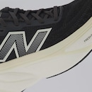 Tênis New Balance Fresh Foam X More V5 - Masculino - Foto 7
