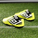 Chuteira de Campo Umbro Action - Adulto - Foto 10