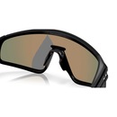 Óculos de Sol Oakley Latch Panel Matte Black Prizm Ruby - Unissex - Foto 2