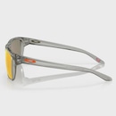 Óculos de Sol Oakley Unissex Sylas Grey Ink Prizm Ruby - Foto 4