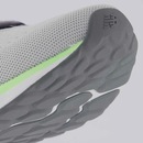 Tênis New Balance Fresh Foam Arishi V4 - Masculino - Foto 8