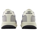 Tênis New Balance 370V1 + Par de Meia - Feminino - Foto 5