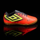 Chuteira Futsal Umbro Action - Infantil - Foto 7