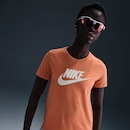 Camiseta Nike Sportswear Essentials Feminina - Foto 6