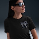 Camiseta Nike Sportswear Club Essential - Feminina - Foto 3