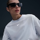 Camiseta Nike Sportswear - Feminina - Foto 3