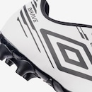 Chuteira de Campo Umbro Brave - Infantil - Foto 7