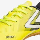 Chuteira Futsal Umbro Action - Infantil - Foto 7