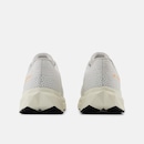 Tênis New Balance Fuelcell Propel V5 - Feminino - Foto 6