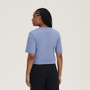 Camiseta New Balance Cropped Heritage - Feminina - Foto 3