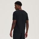 Camiseta New Balance Athletics Running Club - Masculina - Foto 4