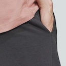 Bermuda Adidas MH Boss Big Logo Preta e Branca - Foto 4