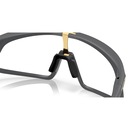 Óculos de Sol Unissex Oakley RSLV Matte Carbon 0649 - Foto 6