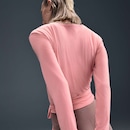 Camiseta Dri-FIT Nike One Relaxed Feminina - Foto 3