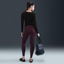 Camiseta Dri-FIT Nike One Relaxed Feminina - Foto 5